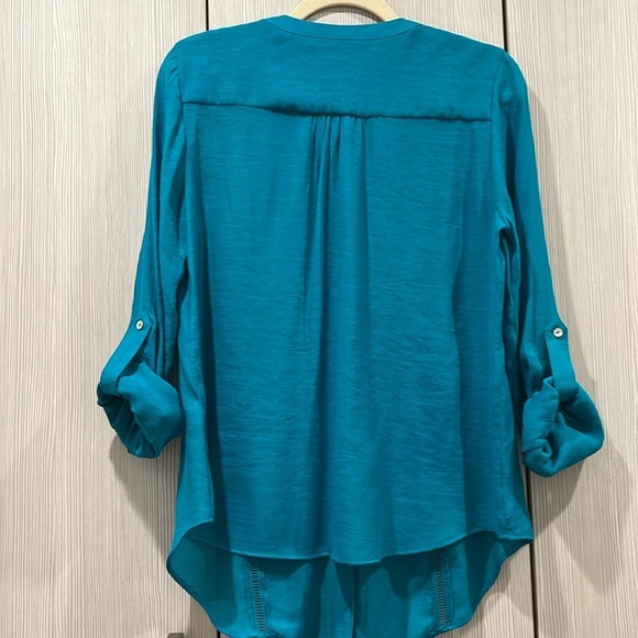 NEW‎ Zac & Rachel | Teal Rayon Button Down Blouse | Women's Teal | Small | NWOT - Picture 3 of 12